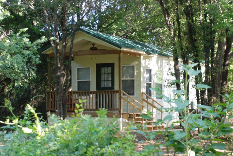 Camping-Cabins-Lodge-Dallas-Fort-Worth-18